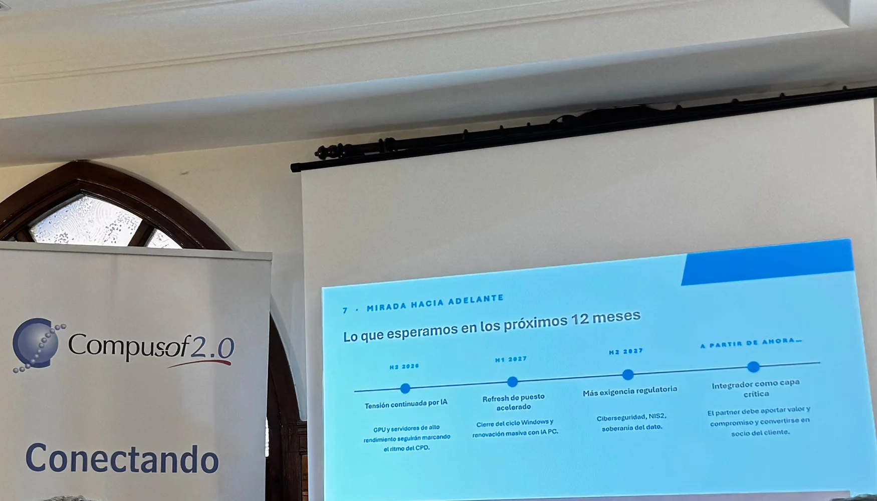 Compusof advierte de un cambio estructural en el mercado TI y pide anticipar las compras hasta un año